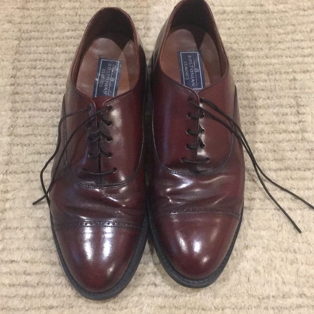 Bostonian men’s saddle shoes